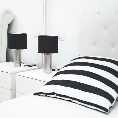 Casa Marzia Bed & Breakfast 4*